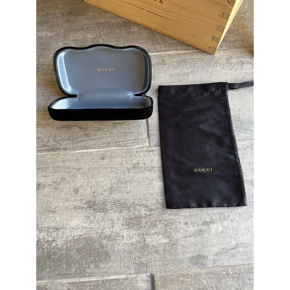 GUCCI Sunglass Eyeglass Case Black Velvet Clamshell Eyewear with Silk Pouch NWT - Picture 7 of 7